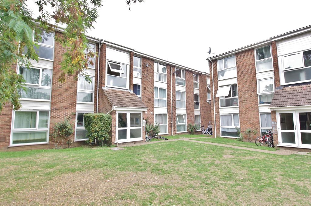 Property photo 1 of 6