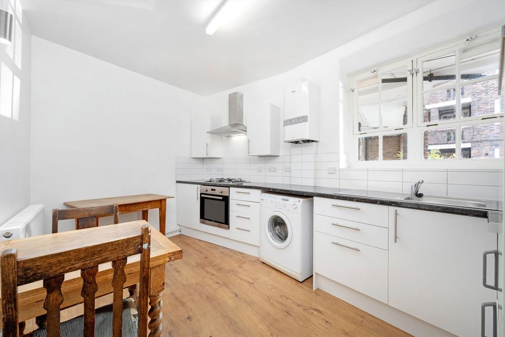Property photo 3 of 4