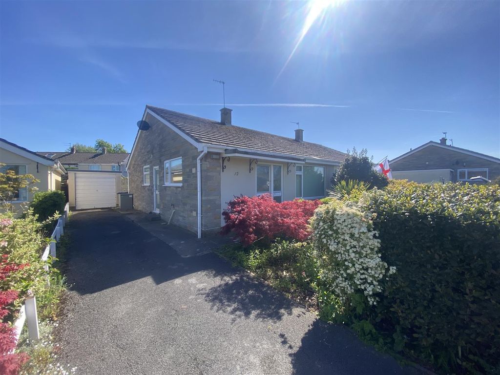 Property photo 1 of 11 Outside Main