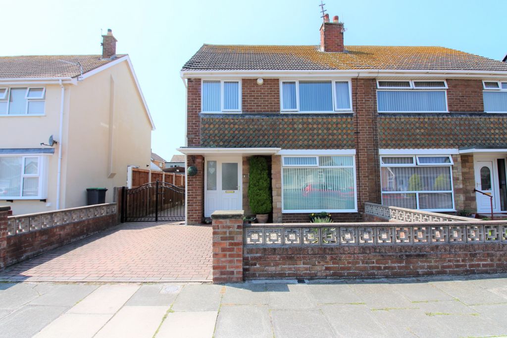 Property photo 1 of 21