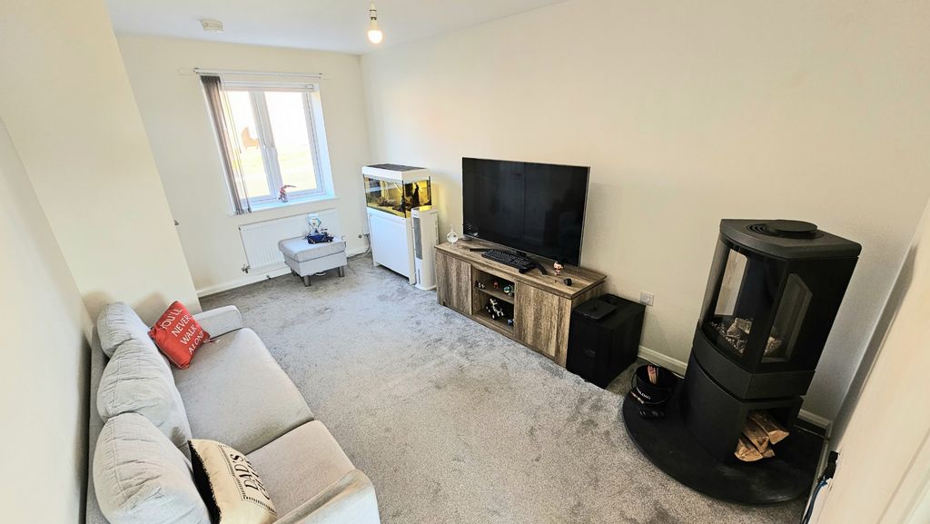 Property photo 2 of 16 Living Room