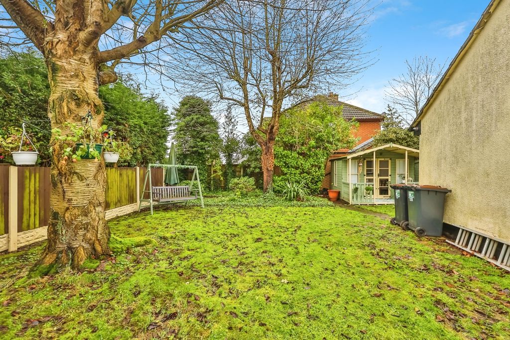 Property photo 2 of 24 Rear Garden