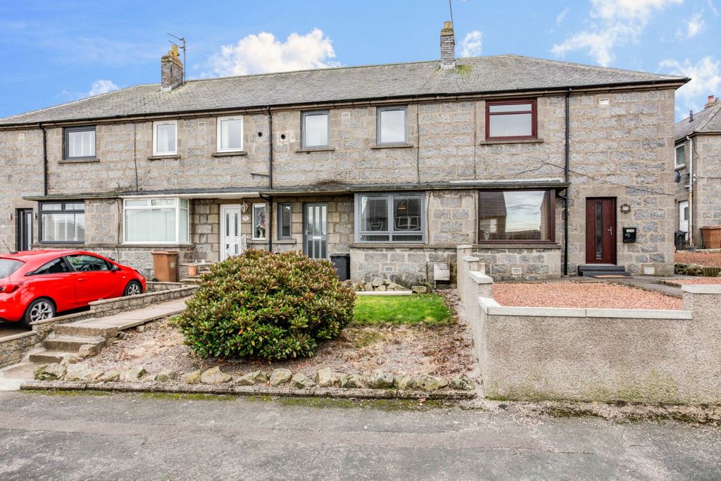 2 bed terraced house for sale Kincorth