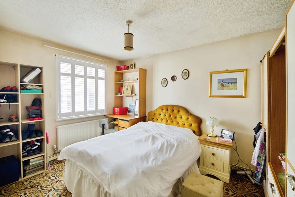 Property photo 3 of 14 Pbox-Img.Jpg