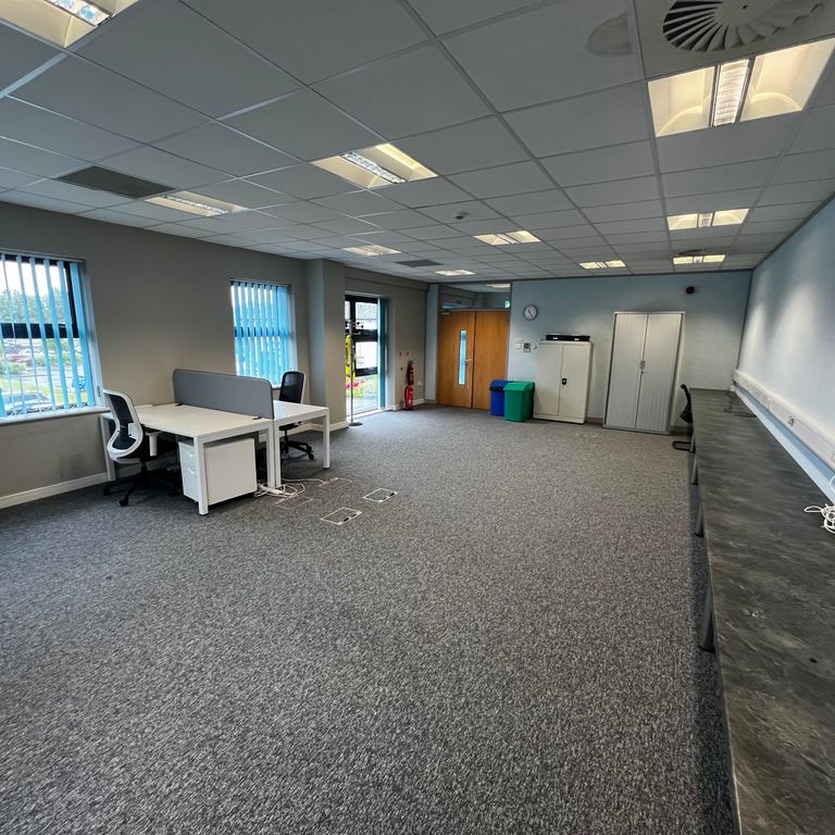 Property photo 3 of 4