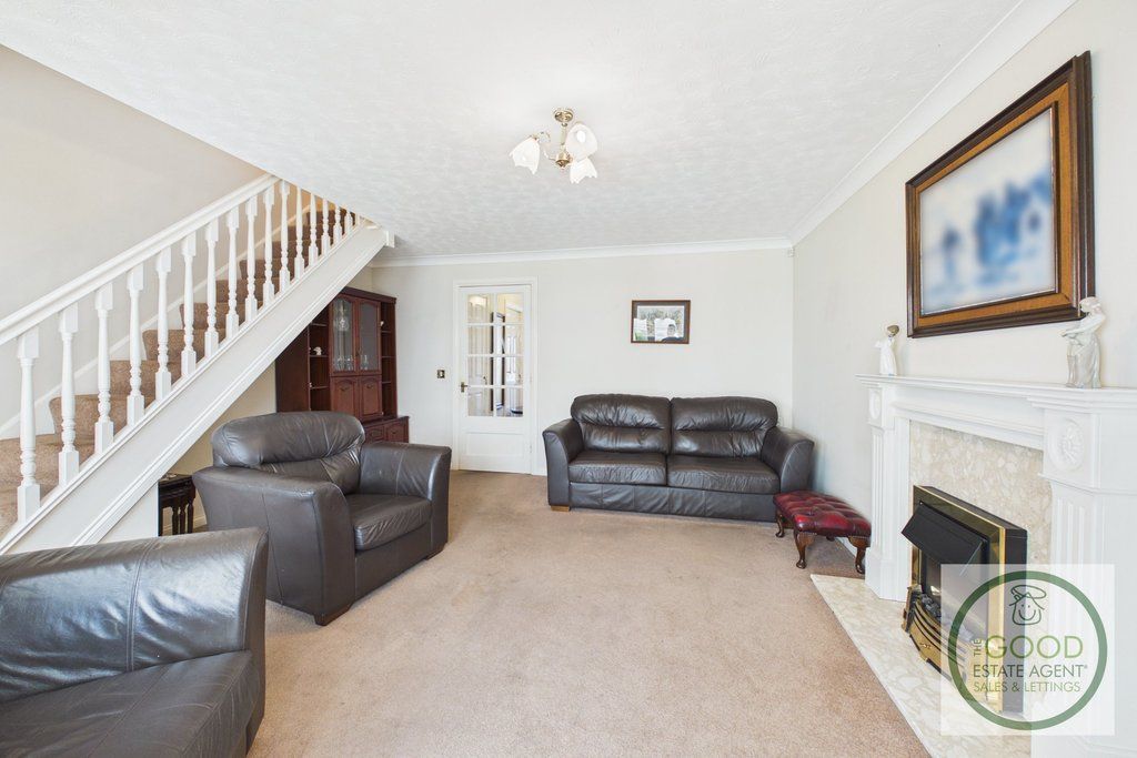Property photo 3 of 17