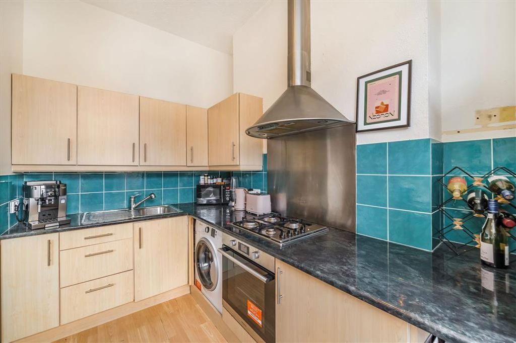 Property photo 3 of 4