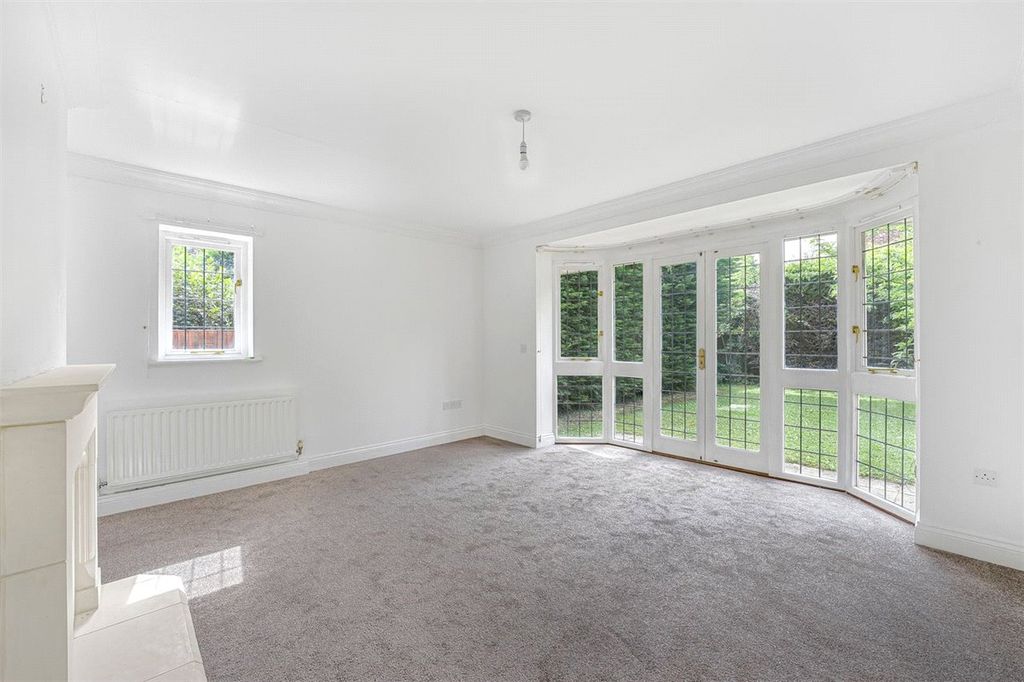 Property photo 3 of 27 Picture No. 07