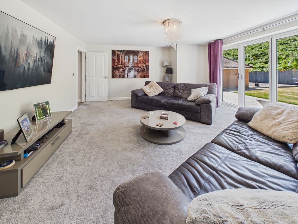 Property photo 2 of 44 Cam04233G0-Pr0069-Still009