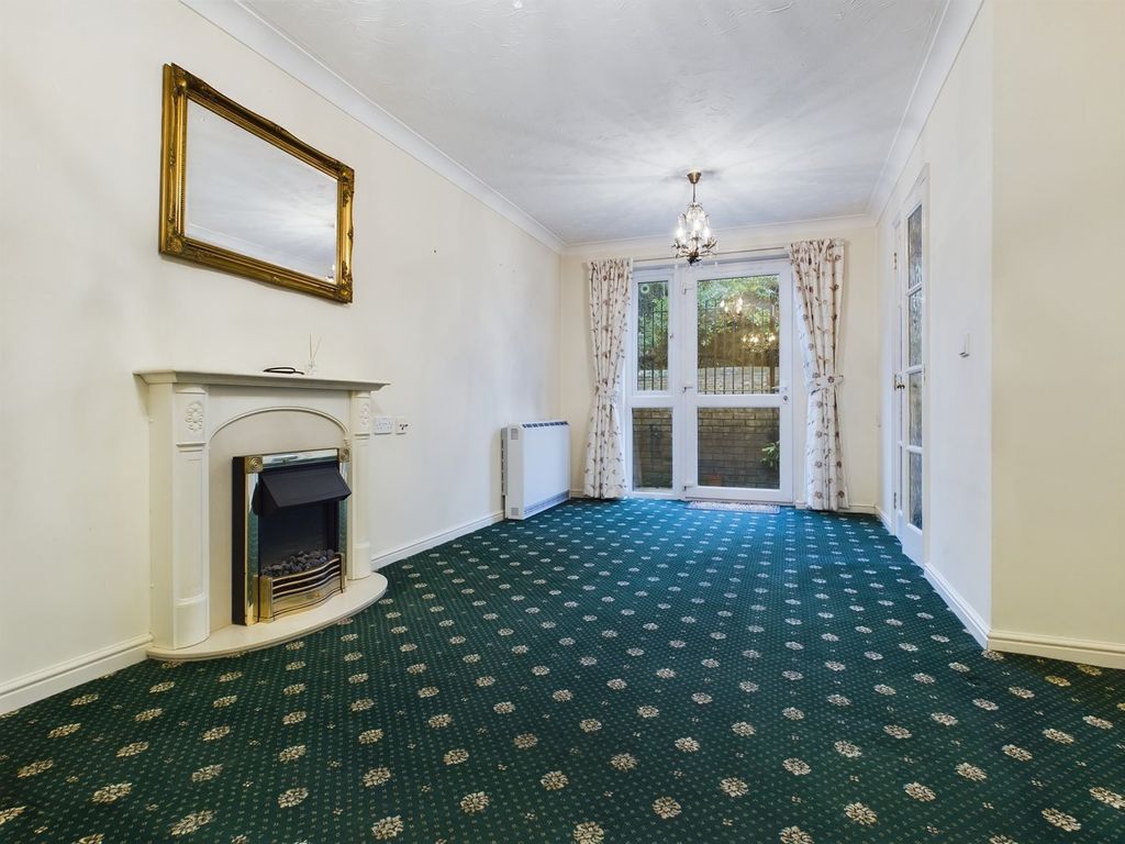 Property photo 2 of 10
