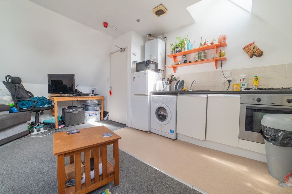 Additional image 9 of 5 bed block of flats for saleNewport Road, Roath CF24