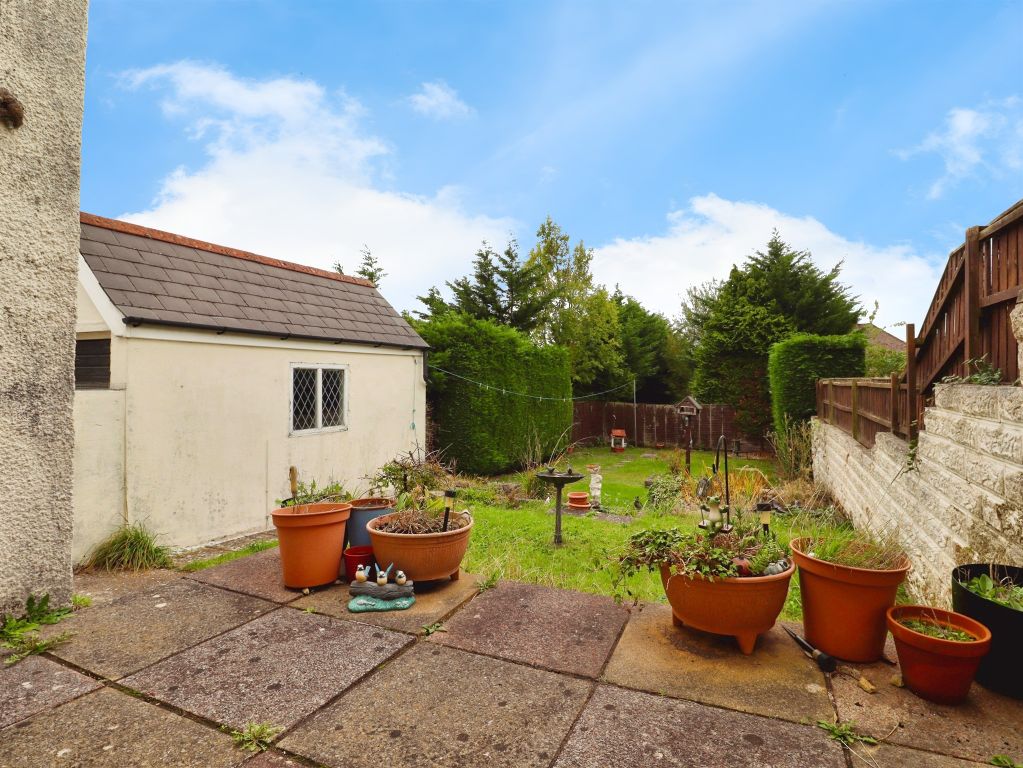 Property photo 3 of 16