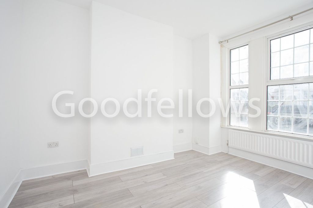 Property photo 1 of 11 Picture No. 02