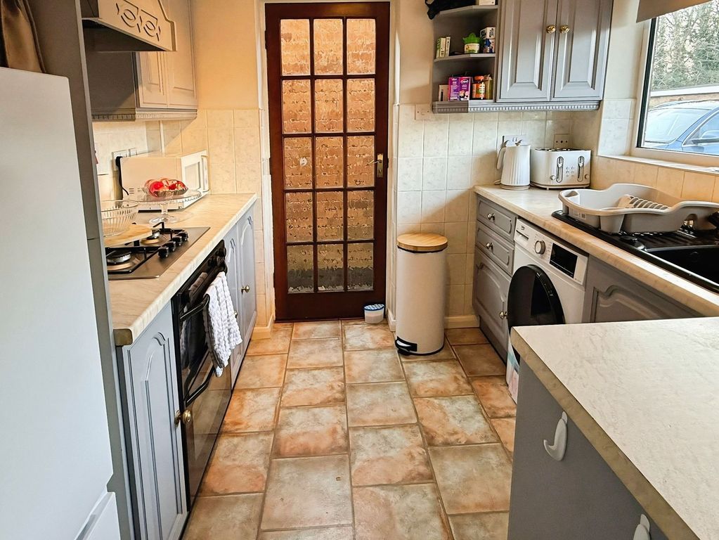Property photo 3 of 13