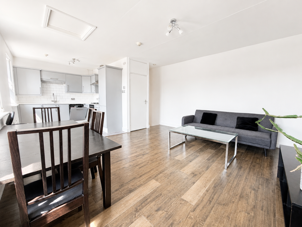 Property photo 3 of 11 c0d44d08-57d3-4F41-8Fcf-E801c1Beac04