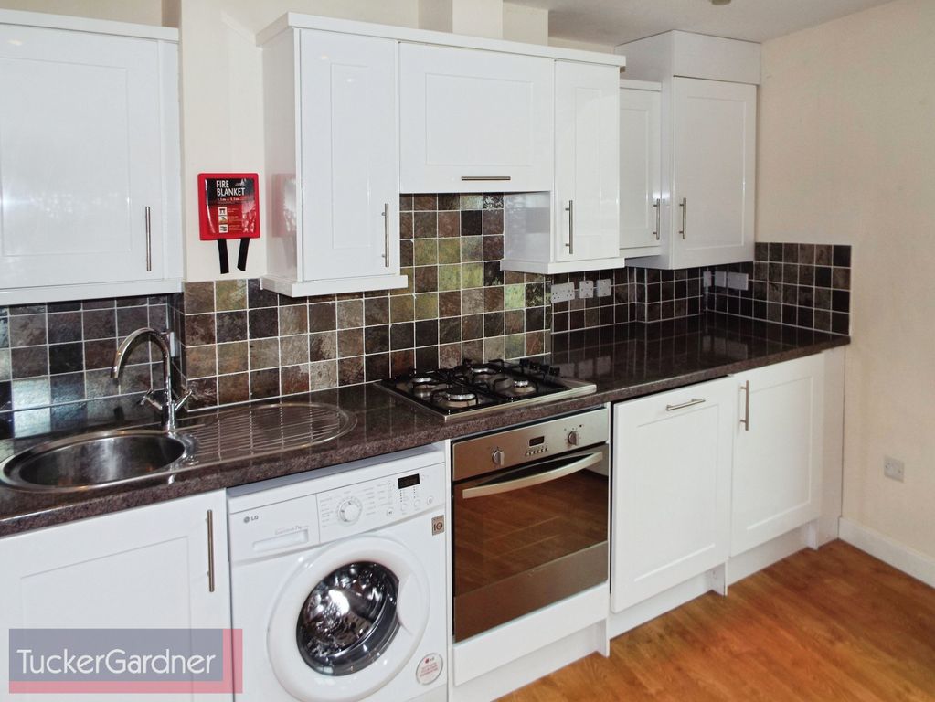 Property photo 2 of 5