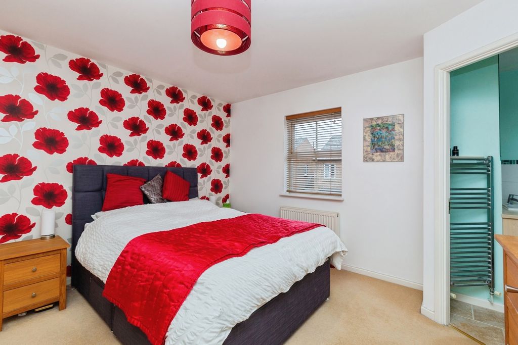 Property photo 3 of 20 Pbox-Img.Jpg