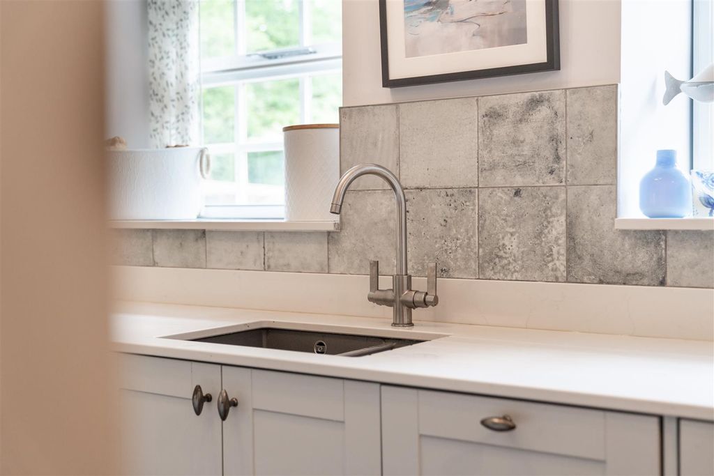 Property photo 3 of 23 Kitchen-5.Jpg
