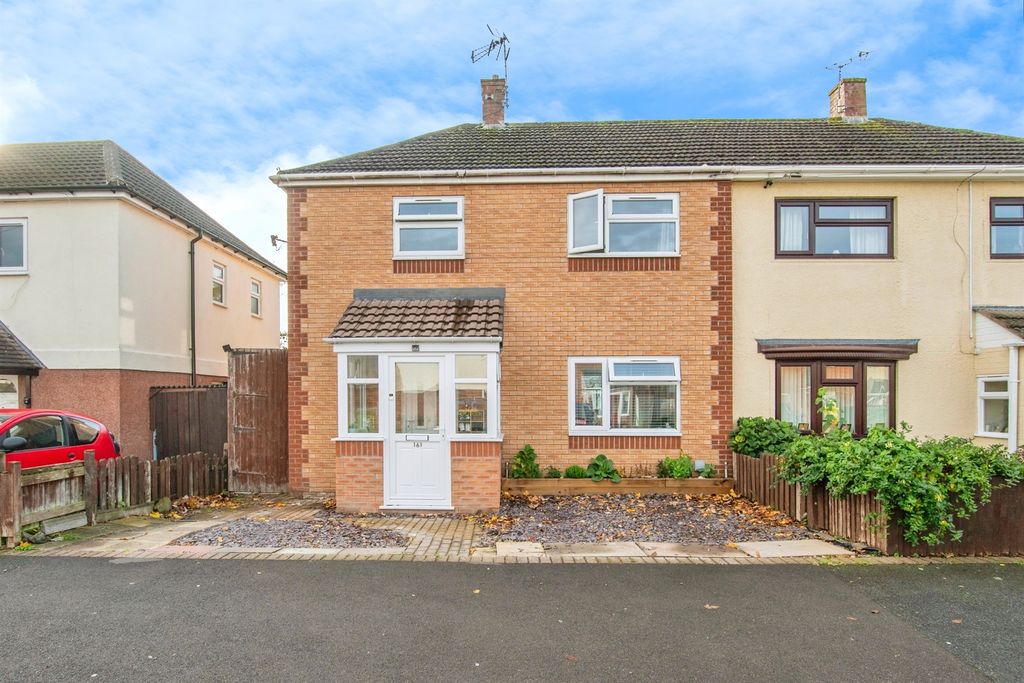 Property photo 1 of 17