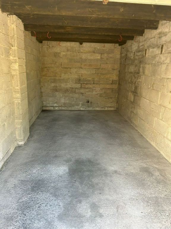 Property photo 3 of 4