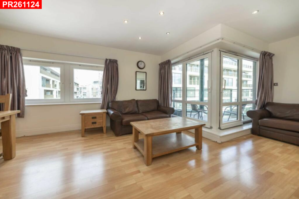 Property photo 2 of 8