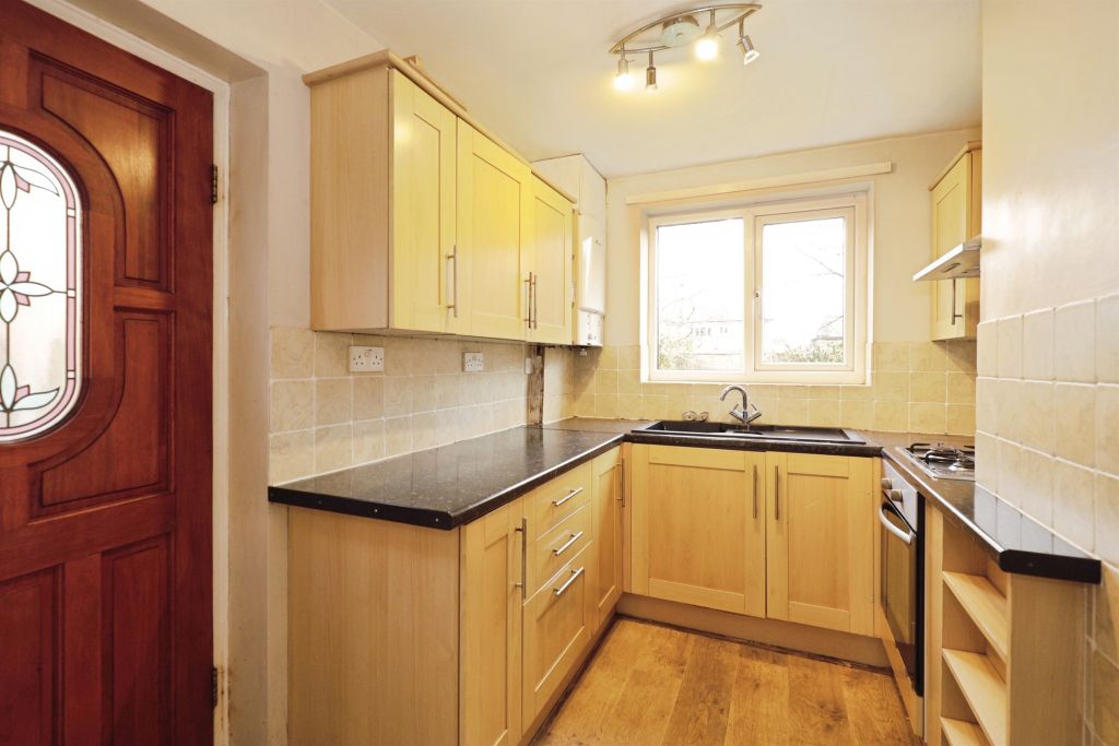 Property photo 2 of 21