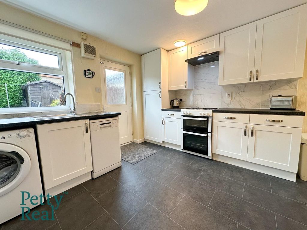 Property photo 3 of 16 7Ebe9F91-Bc43-4F09-9600-0F142A6179C4.Jpeg