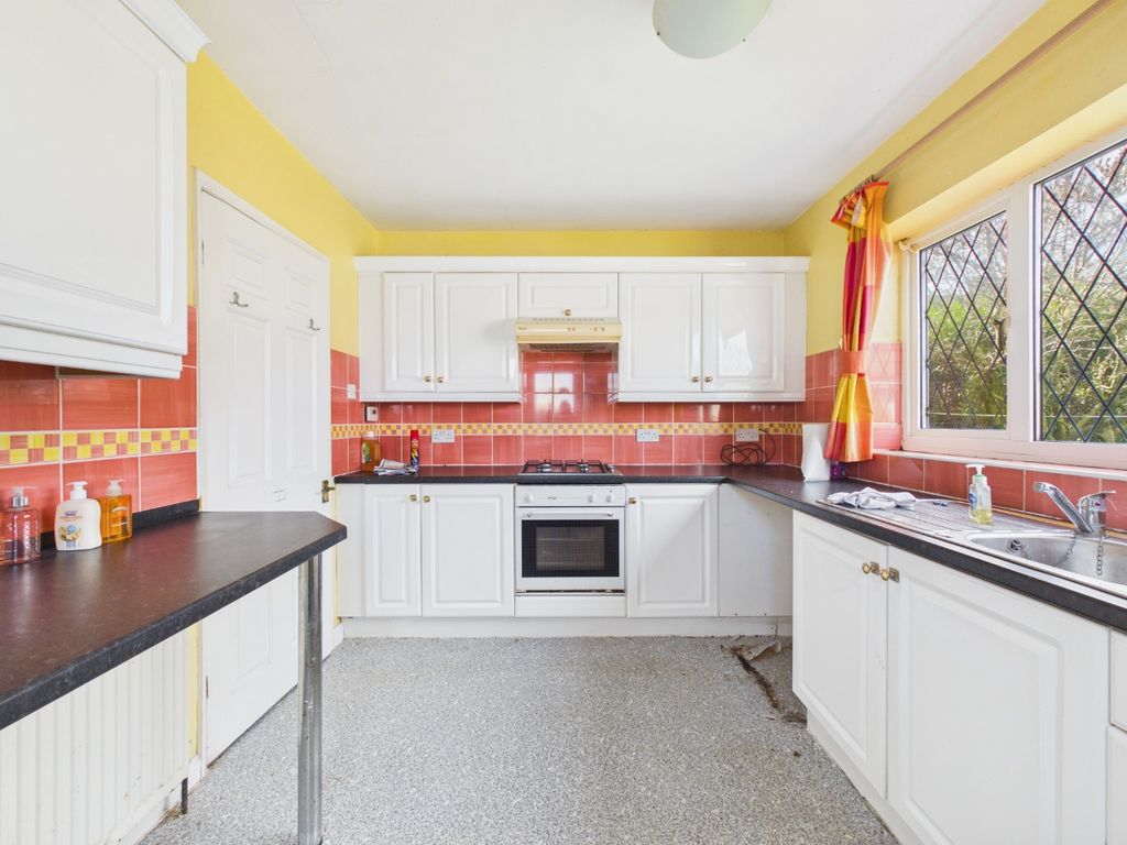 Property photo 3 of 10 4555129