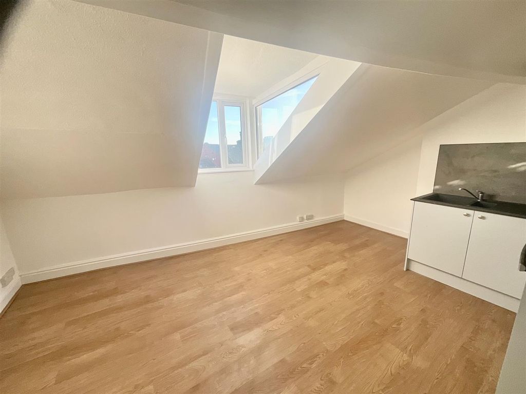 Property photo 2 of 5 91C96B30-49Db-4942-Ba46-Cde04E125CC3.Jpeg