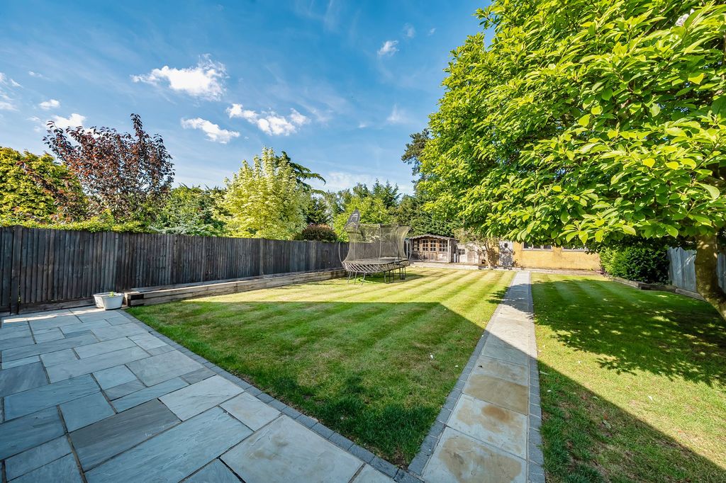 Property photo 3 of 15