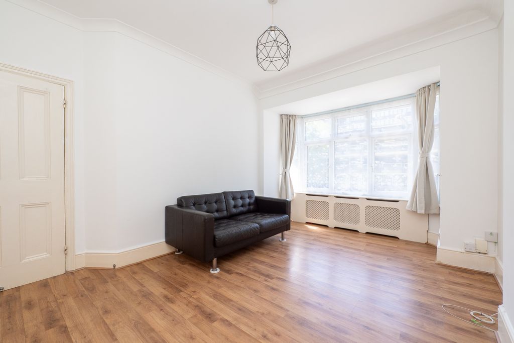 Property photo 2 of 10 Picture No. 06