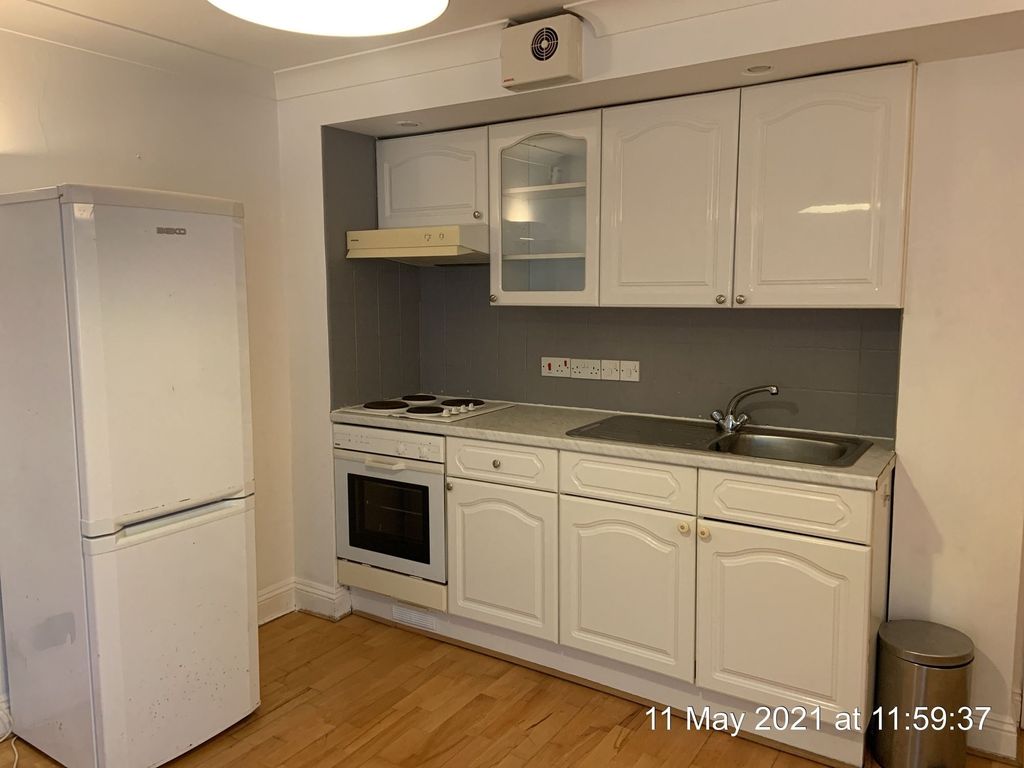 Property photo 3 of 5