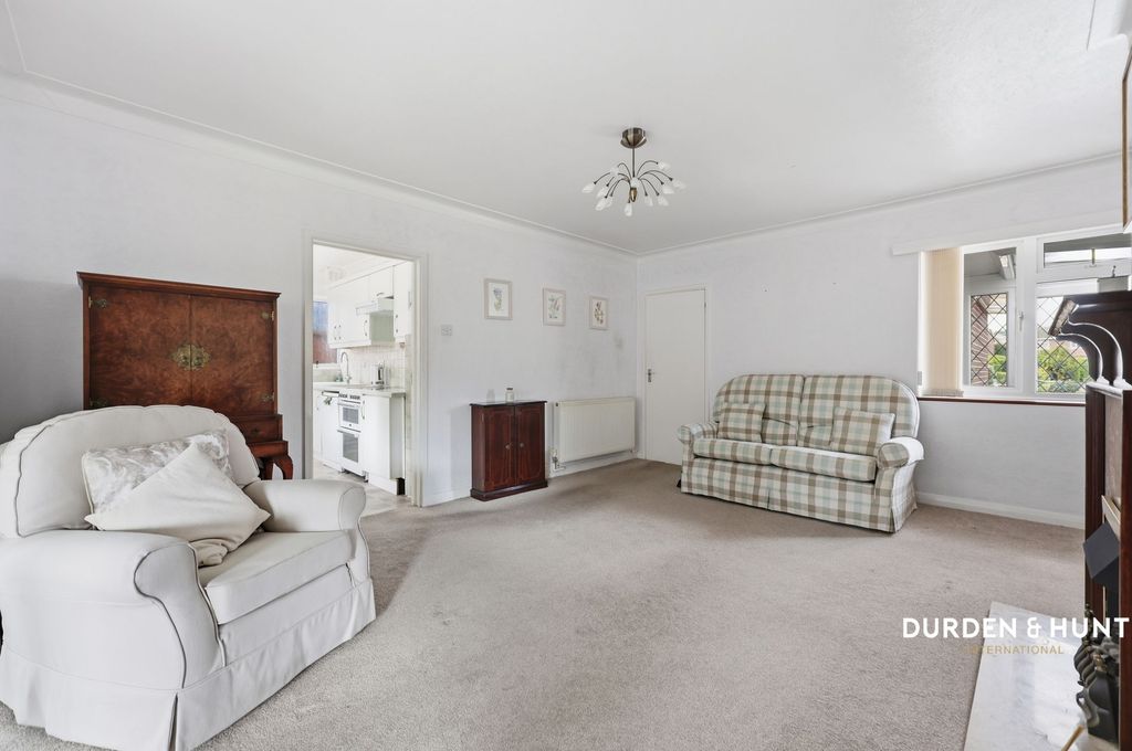 Property photo 3 of 19