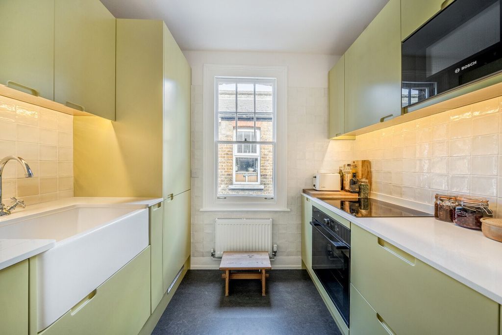 Property photo 3 of 12 Picture No. 27