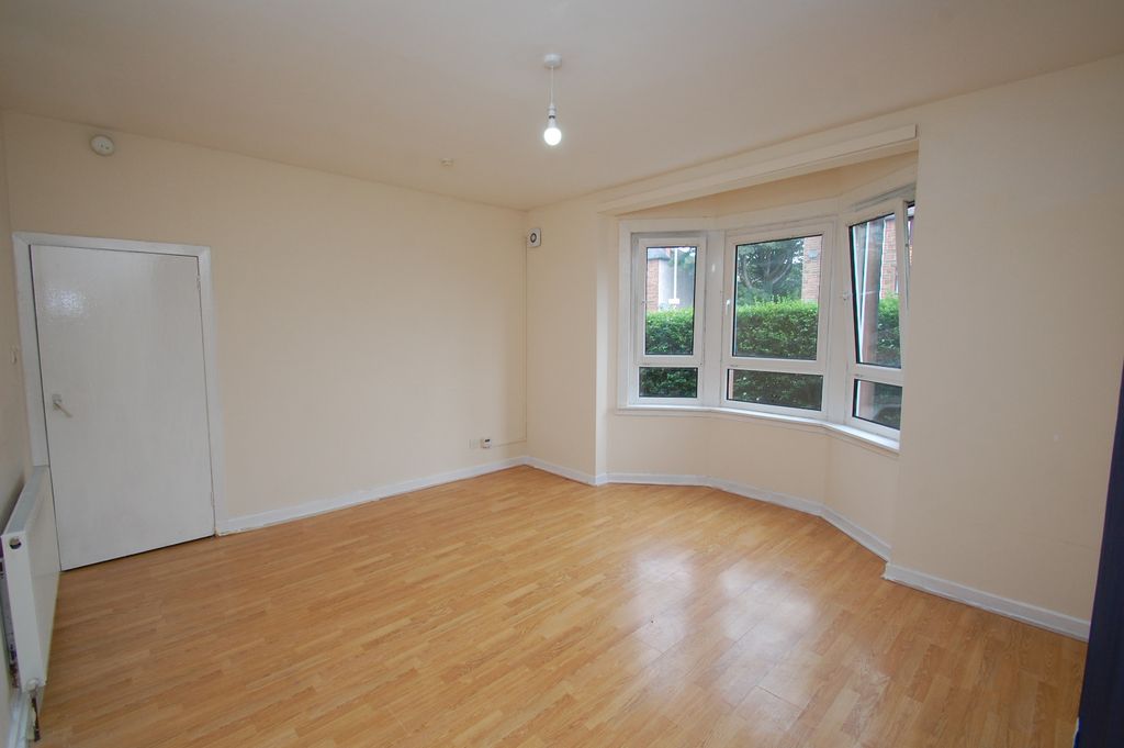 Property photo 3 of 14 5184153