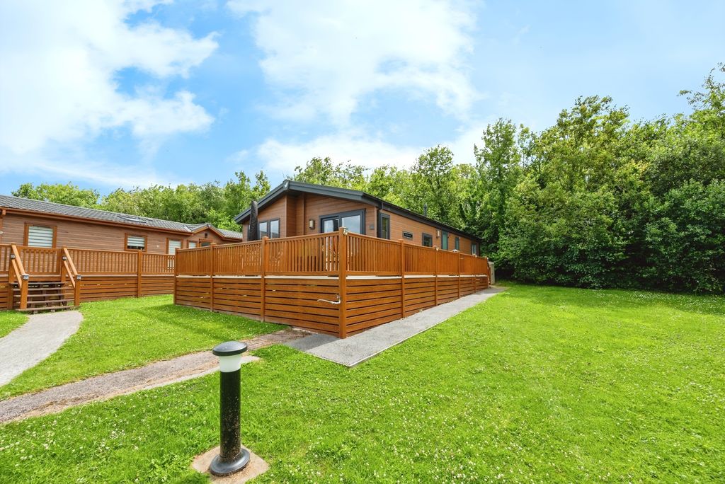 Property photo 1 of 14 Photo
