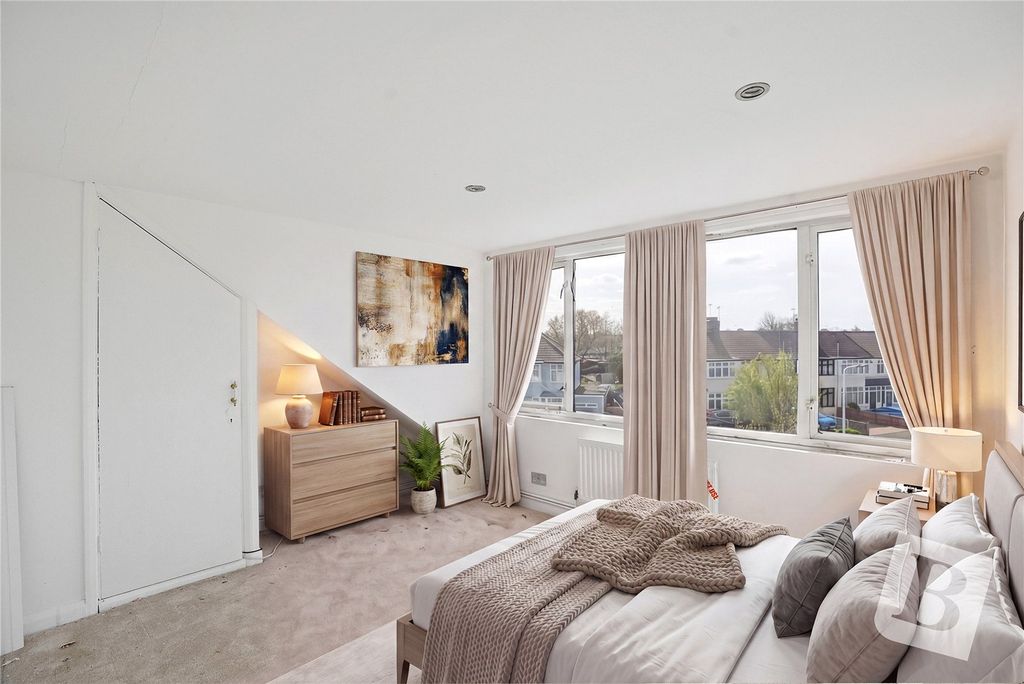 Property photo 3 of 14 Bedroom One