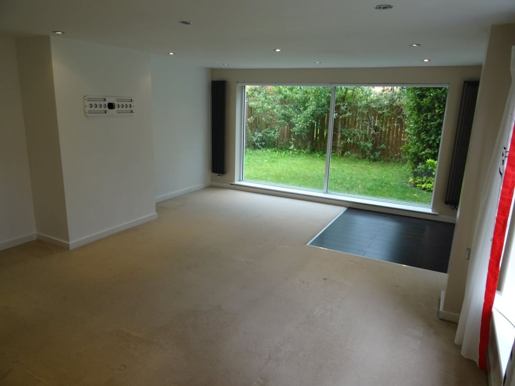 Property photo 2 of 17 Gallery
