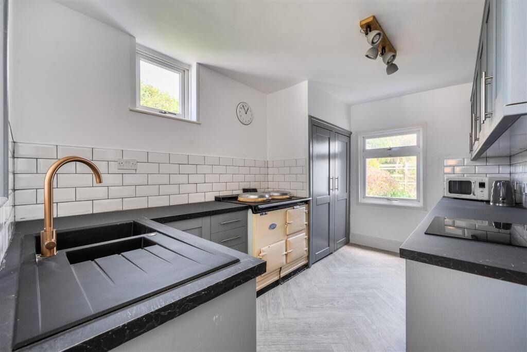 Property photo 2 of 26 4840432