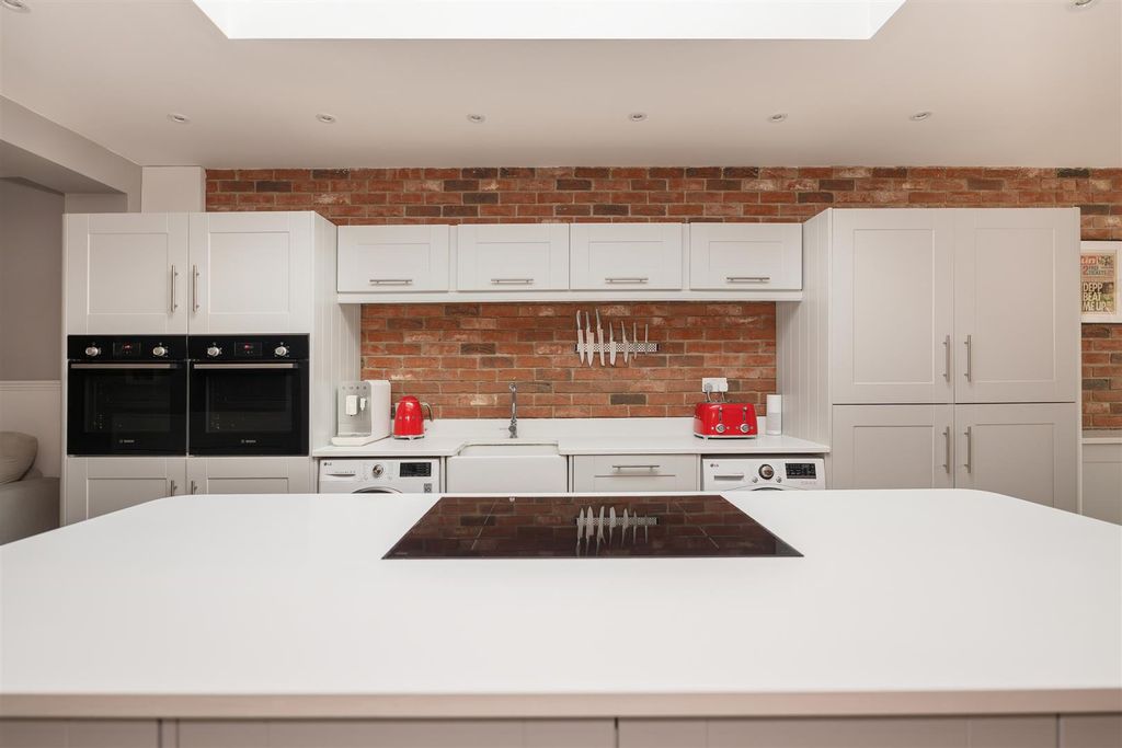 Property photo 2 of 32 21 (3).Jpg