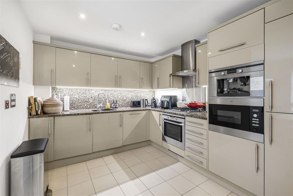 Property photo 2 of 23 50_27003.Jpg