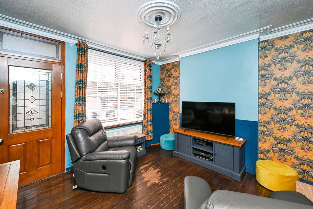 Property photo 3 of 15