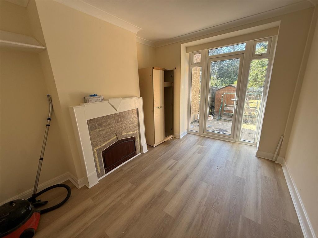 Property photo 1 of 7 1.Jpg