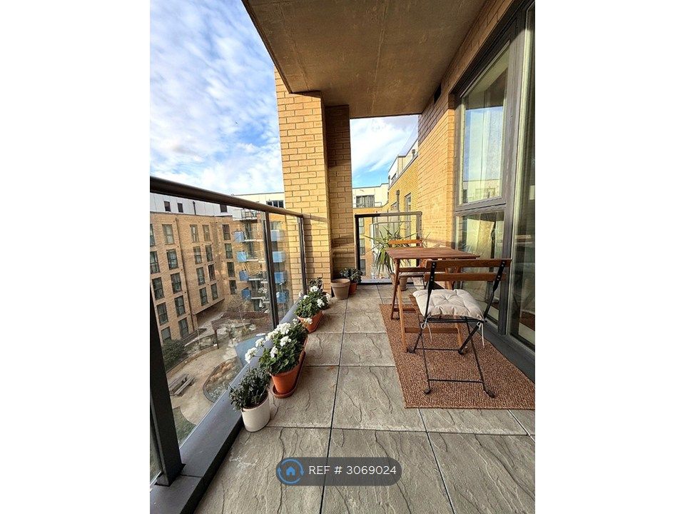 Property photo 1 of 9 Balcony