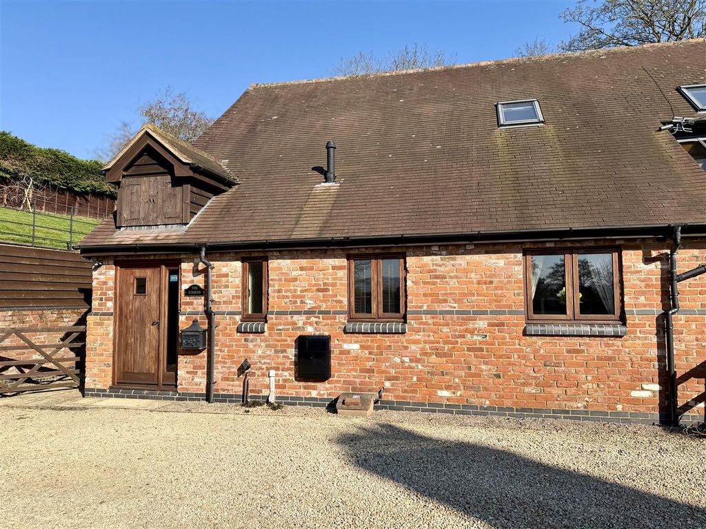 Property photo 1 of 33