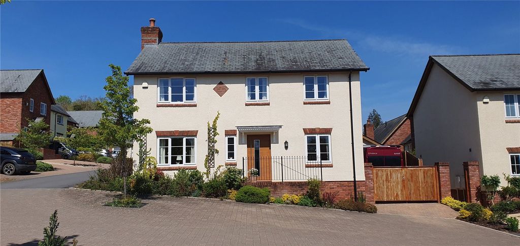 Property photo 1 of 20 Front Of House