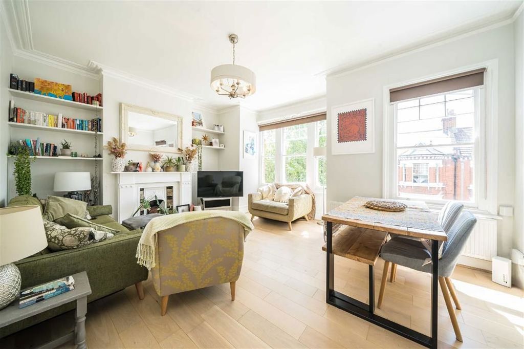 Property photo 2 of 10