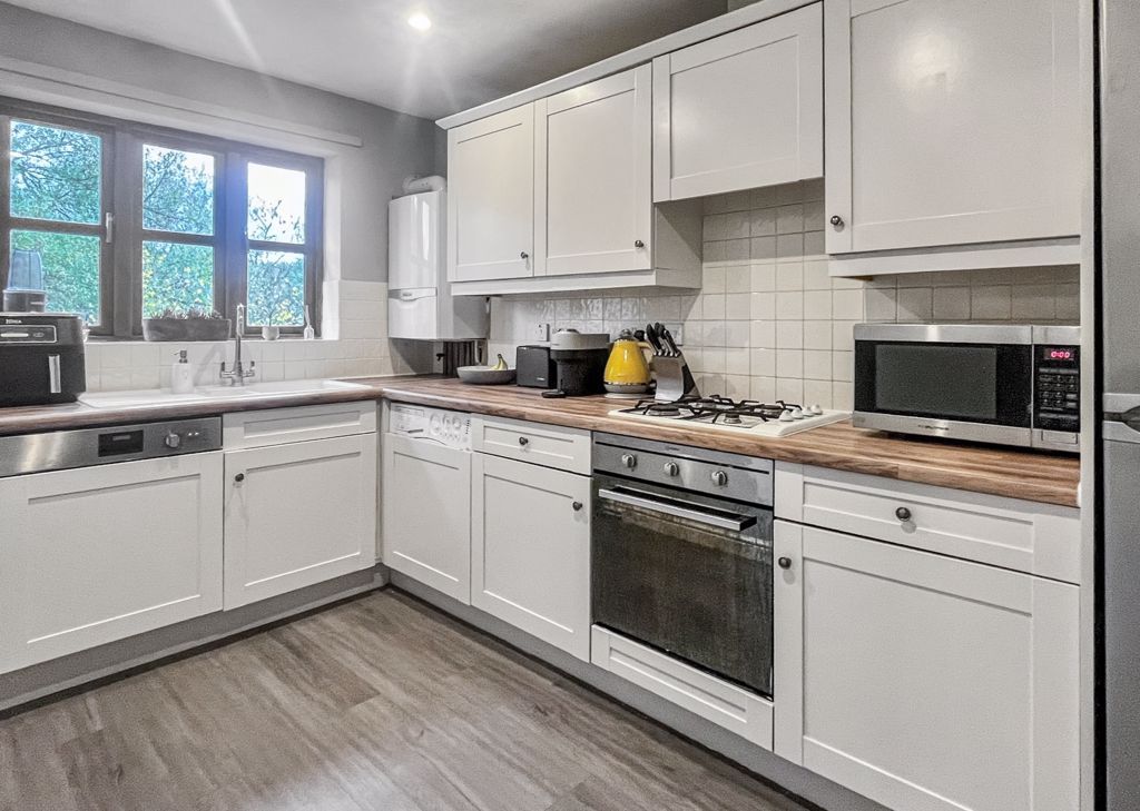 Property photo 2 of 10 Photo 13