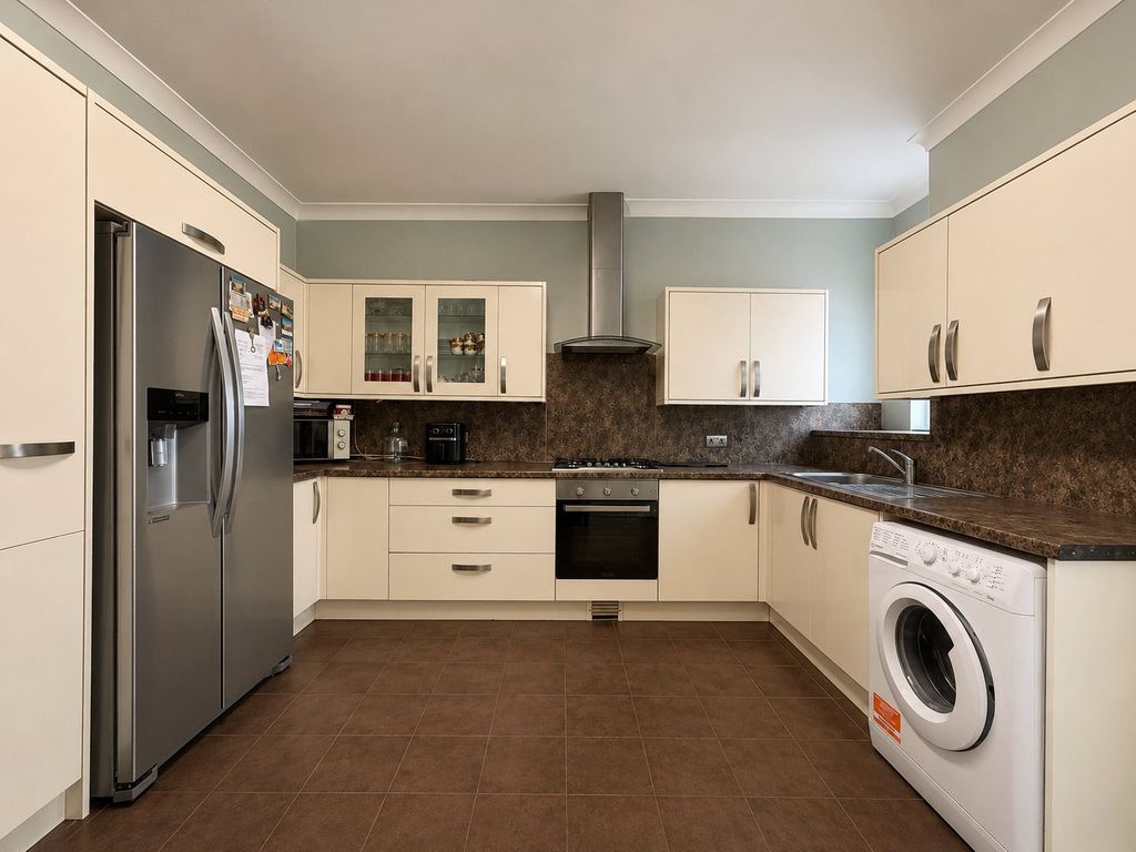 Property photo 3 of 21 Picture No. 07