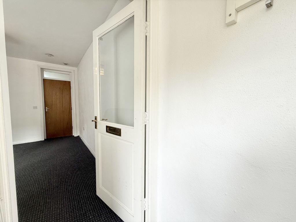 Property photo 2 of 13 Img_2251